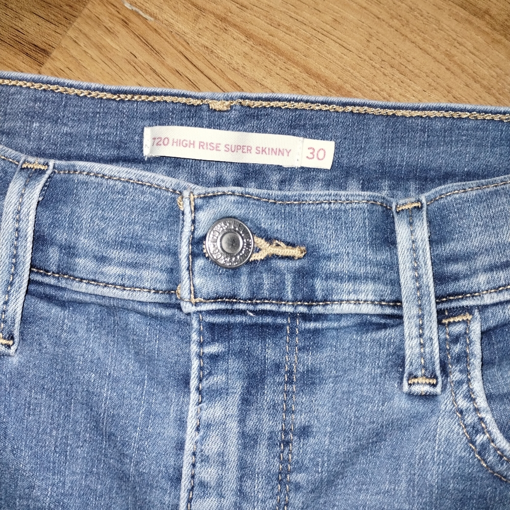 Women's Levi 720 High Waisted Super Skinny Jeans 30x30 - Picture 5 of 9